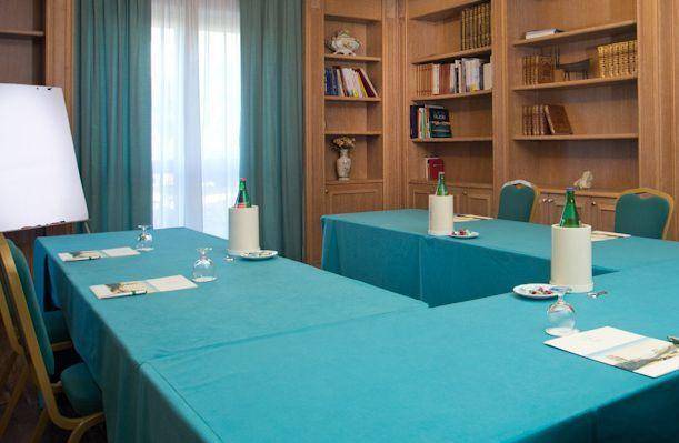 Culture Hotel Villa Capodimonte, Naples