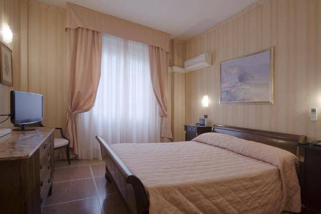 Hotel La Pace, Pisa