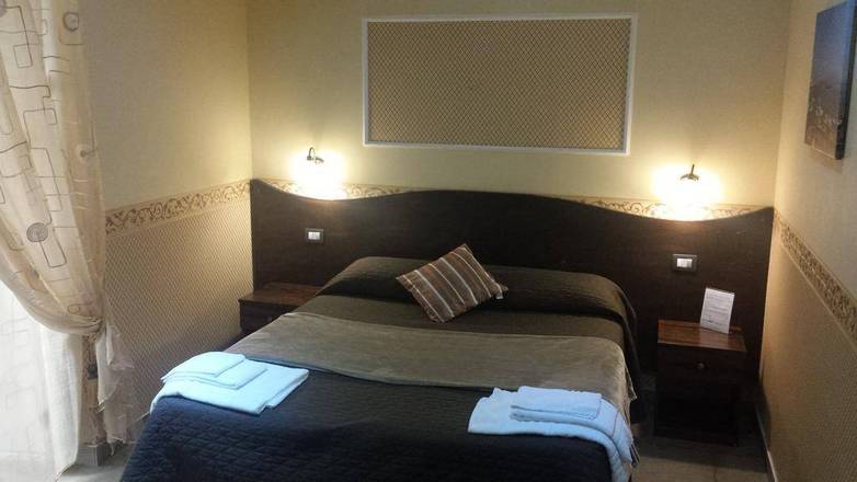 Bed & Breakfast Napoli Centrale, Naples
