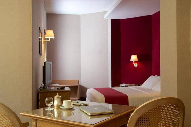 Culture Hotel Villa Capodimonte, Naples