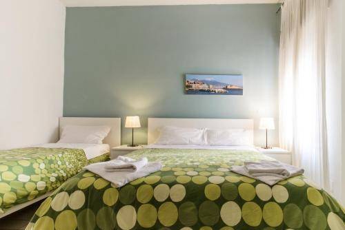 Hostel of the Sun, Naples