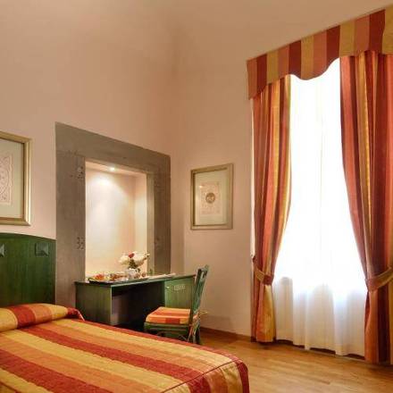 Hotel Bologna, Pisa